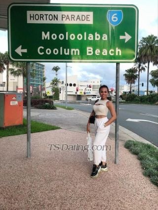 trans girl Babyzarra 0557706