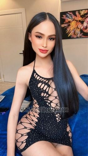 trans girl Balloon22 9990629 trans girl Balloon22 9990629