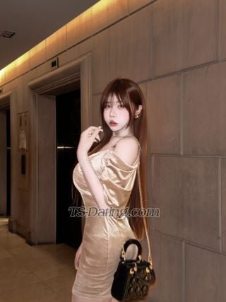 trans girl Bammy2909 2779388