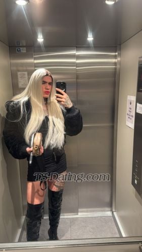 trans girl Beatrizxode 1883000 trans girl Beatrizxode 1883000