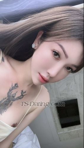 trans girl Beedxb97 3214214