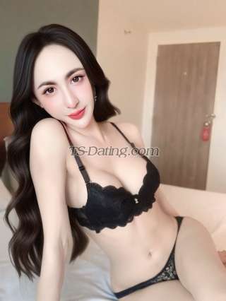 trans girl Beemeiliga 7493587 trans girl Beemeiliga 7493587