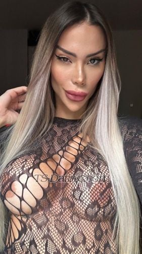 trans girl Bellaguimarae 7599091 trans girl Bellaguimarae 7599091