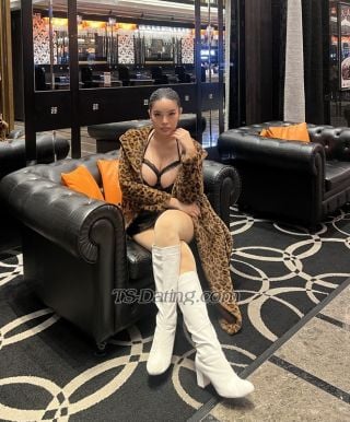 trans girl Bellapornsta 2772322 trans girl Bellapornsta 2772322