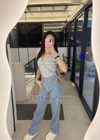 trans girl Bellashania 6857141