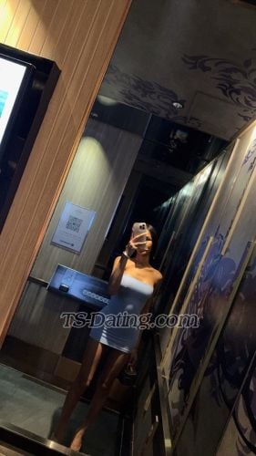 trans girl Benz2004 4669813 trans girl Benz2004 4669813
