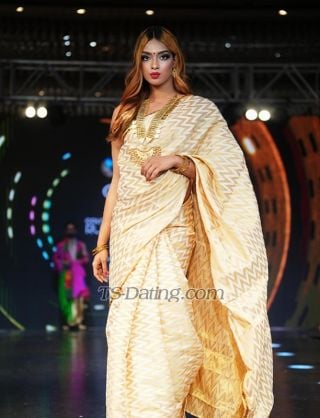 trans girl Bigdickruhi 9786582