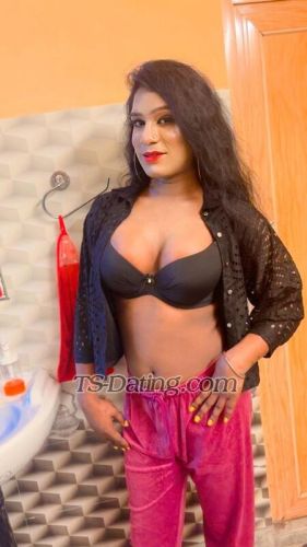 Shemale Escort - Black beauty - India