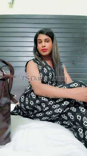 trans girl Bongbhumi 9717618 trans girl Bongbhumi 9717618