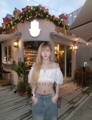 bunni Shemale Escort - Gothenburg Sweden - TS-DATING.COM @ ts-dating.com