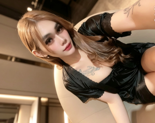 Transsexual (Pre-op) from Indonesia