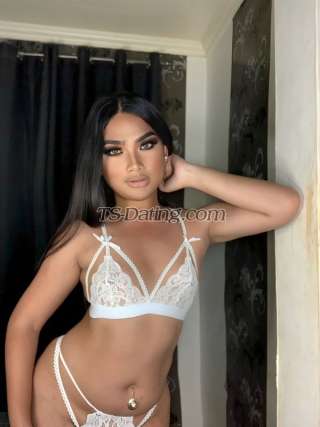 trans girl Calista 9513036