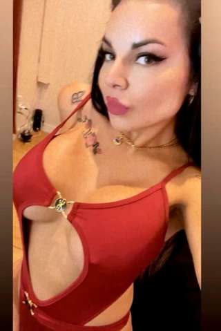 trans girl Camilafox 4424366 trans girl Camilafox 4424366