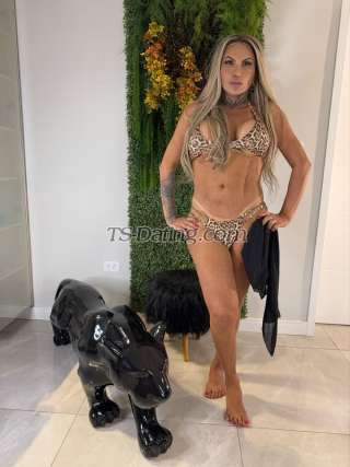 trans girl CarolDelavega 2123167 trans girl CarolDelavega 2123167