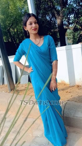 trans girl Chahat22 0476386