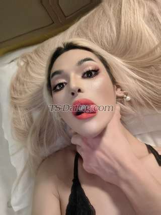 trans girl Champagne199 6674686 trans girl Champagne199 6674686