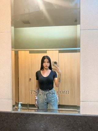 trans girl CharlotteMax 0485075