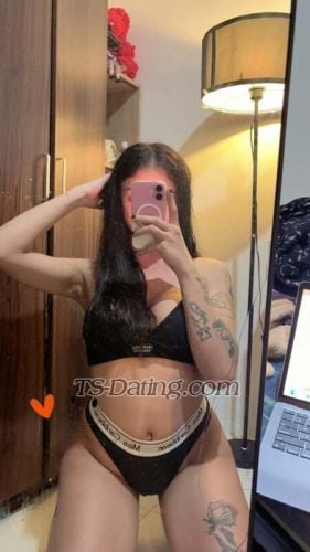 trans girl CharlotteMax 0543580