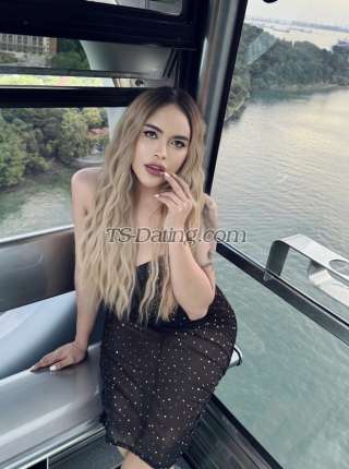 trans girl CheskaWard6c 0705804 trans girl CheskaWard6c 0705804