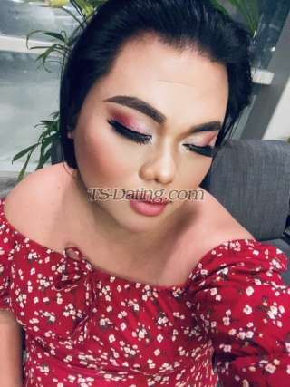 trans girl Chubbytrans girl 5634174