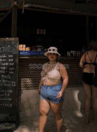 trans girl Chubbybunny 3789606 trans girl Chubbybunny 3789606