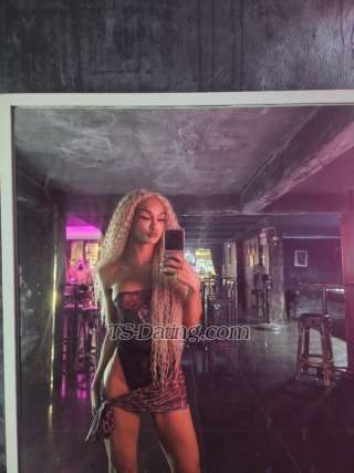 trans girl Contactbella 2272905 trans girl Contactbella 2272905