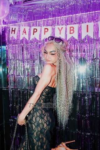 trans girl Contactbella 2272974 trans girl Contactbella 2272974