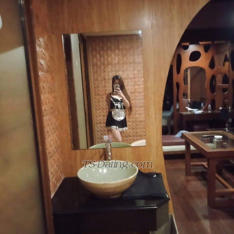 Corazon Ladyboy Escort - Orchard Singapore - TS-DATING.COM @ ts-dating.com