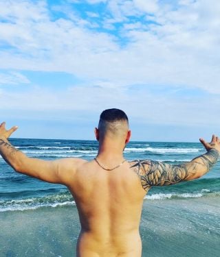 Maschio / Cr3tzu / Romania