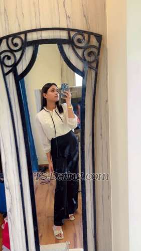 trans girl Daisyqueen 2475384 trans girl Daisyqueen 2475384