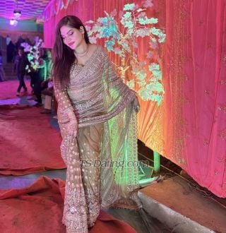Shemale Escort - DesireQueen - India