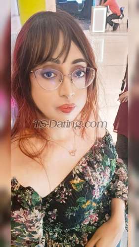 trans girl DivaSunayna 6192386 trans girl DivaSunayna 6192386