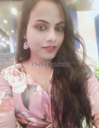 trans girl Diviya19 8901074