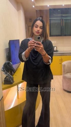 trans girl DiyaMishra 9074112 trans girl DiyaMishra 9074112