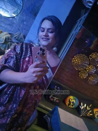 transsexual escort / Dominant mist / India