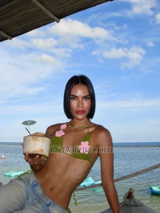 trans girl DorothyKOL 9677788