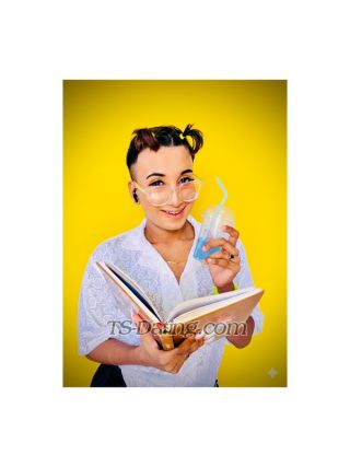 trans girl DustuRoy 7862656