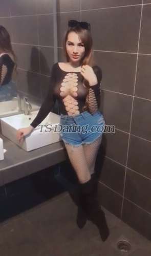 trans girl dollybarbie 6079859