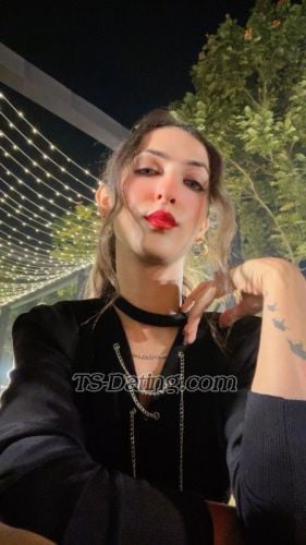 Shemale Escort - Ellish - India
