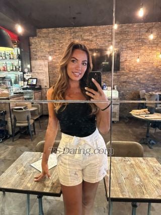 trans girl Ellyhot 4139203