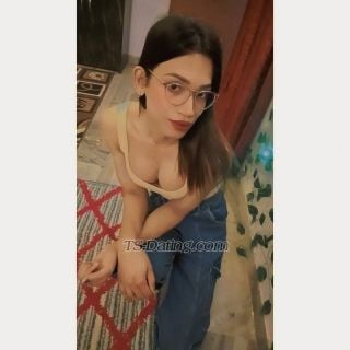Shemale Escort - Elveera - Inde