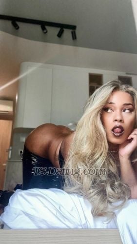 trans girl Emanuelitop 5011876 trans girl Emanuelitop 5011876