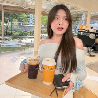 trans girl Emily45334 4102646 trans girl Emily45334 4102646