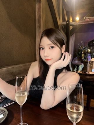trans girl Fahsaihot69 4683845 trans girl Fahsaihot69 4683845