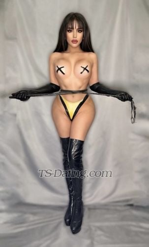 trans girl Famemassive 6066301