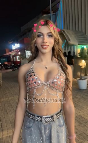 trans girl Fantastyqueen 7819240