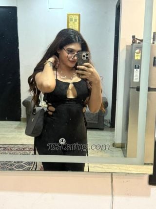 Shemale-FlorenaQ-3927844 