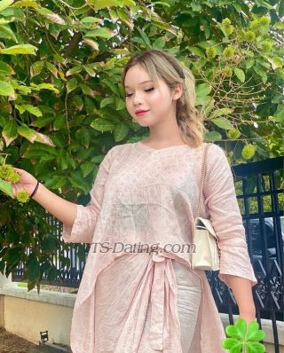trans girl FoxySofea 9817294 trans girl FoxySofea 9817294