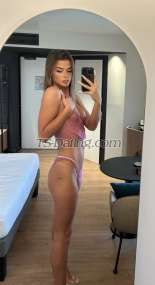 French Angel French Angel French Angel Paris Transex Eu sou uma mulher trans e tenho 25 anos. Eu sou alto, engraçado e chique. Eu amo a vida e estou pronto para viajar por todo o mundo com você. Não tenho nenhum problema com minha transidentidade, isso não é segredo. Eu sou muito alto, então às vezes há olhos em mim. Estou sempre feminina, bem vestida e limpa. Não sou um brinquedo com o qual você pode brincar online, só procuro contato real, então, por favor, seja educado e entre em contato comigo apenas se estiver interessado. Não tenho tempo a perder, então não desperdice o meu, sou respeitoso, então seja respeitoso obrigado.