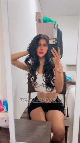 trans girl fiola22 3905934